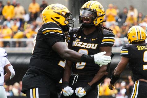 Why Mizzou football players stayed committed for Cotton Bowl in age of ...