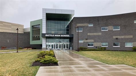 No threat found at Battle High School after prank call