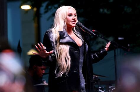 Christina Aguilera Teams with Airbnb for a Las Vegas Fan Experience