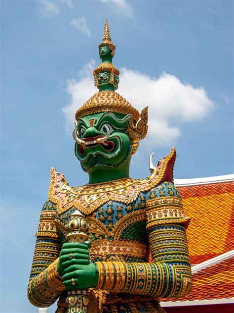 Green demon | Wat Arun | Raingod