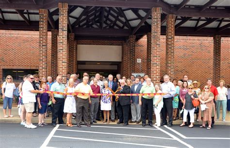 History met progress Thursday for the dedication of the new Loganville ...