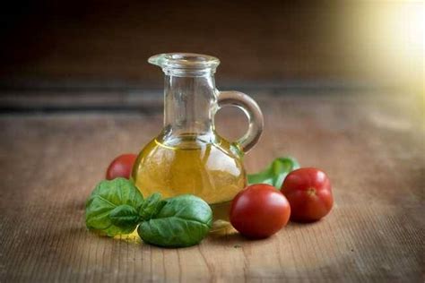 Cold Pressed Olive Oil: What It Is and Why You'll Love It