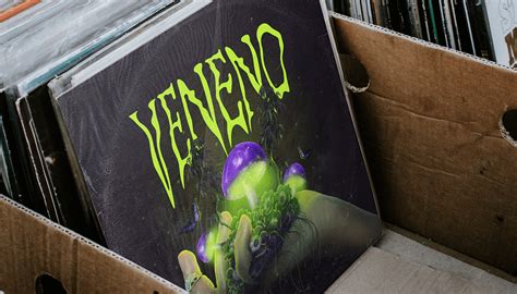 Veneno - Album Cover on Behance