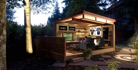 10 Awesome Backyard Man Cave Ideas