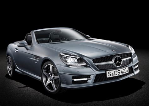 Mercedes-Benz SLK 2012 hardtop roadster debuts | Drive Arabia