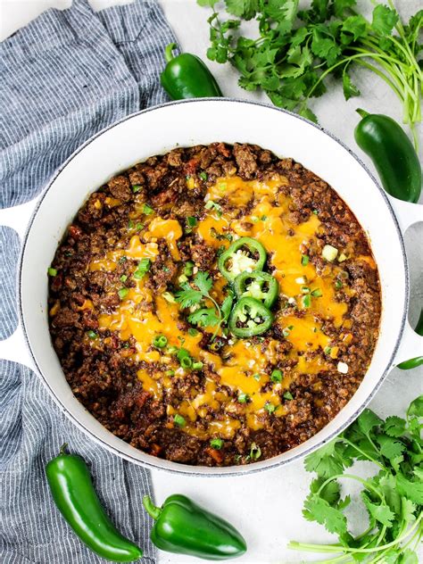 Best Texas Style Chili Recipe (No Beans) - Taste And See