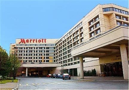 Toronto Airport Marriott Hotel Toronto, Hotel Canada. Limited Time Offer!