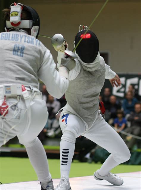 Foil-fencing – Meyer & Associates Sports Physiotherapists