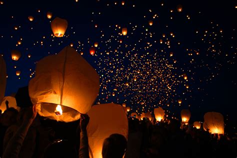 Lawmakers Consider Sky Lantern Ban