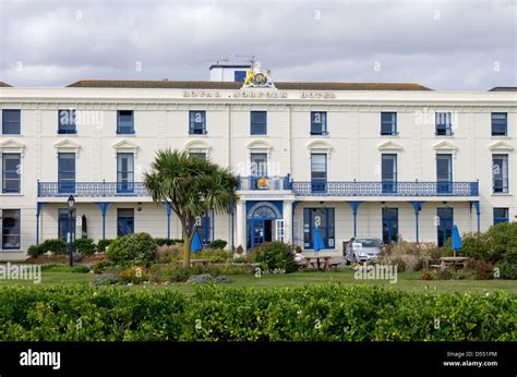 Royal Norfolk Hotel Bognor Regis Stock Photo - Alamy