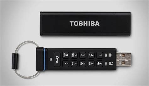 TOSHIBA has unveiled a modern USB flash drive with combination lock