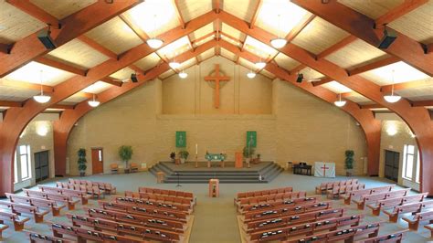 Church Renovation Helps Thriving Congregation Grow | Boldt