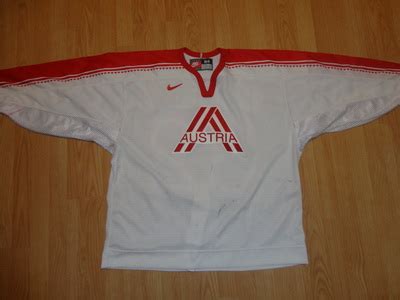 Austria - GARY's INTERNATIONAL HOCKEY JERSEYS