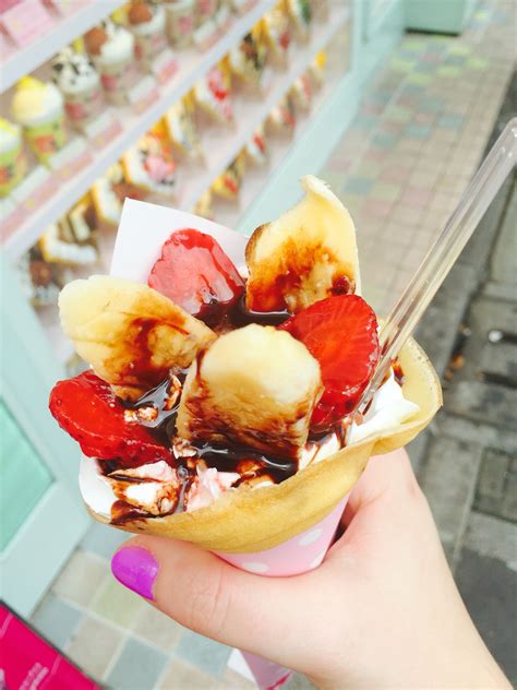 Santa Monica Crepes, Harajuku, Tokyo, Japan | Food, Japanese street food, Tokyo food