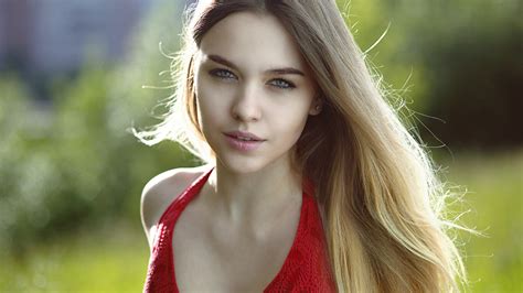 1366x768 Gorgeous Model Portrait Laptop HD ,HD 4k Wallpapers,Images,Backgrounds,Photos and Pictures