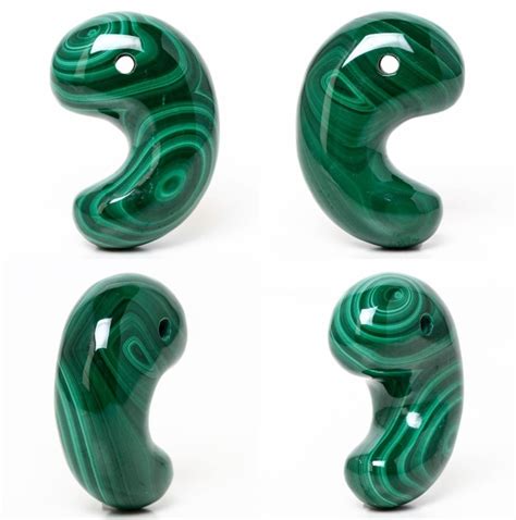 Magatama - The Most Traditional Japanese Power Stone | OrientalSouls.com