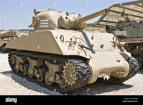 Sherman M4A3 105mm Stock Photo - Alamy