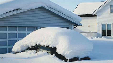 3 Reasons to Buy a Car Cover For Snow Protection | CarCovers.com