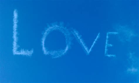 Fájl:Love in the blue sky.jpg – Wikipédia