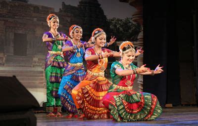 tamil nadu dance - Google Search | Tamil nadu, Dance, Painting