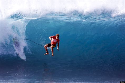 17 Photos Of The Most Gorgeous Surfing Fails | HuffPost