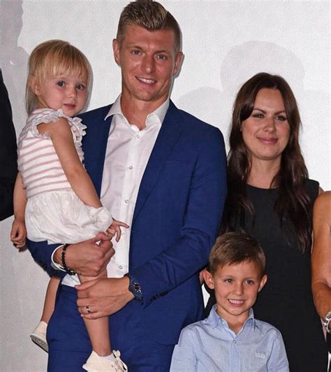 Toni Kroos Family - Draggolia