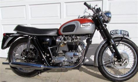 BEAUTIFUL 1969 Triumph Bonneville for sale