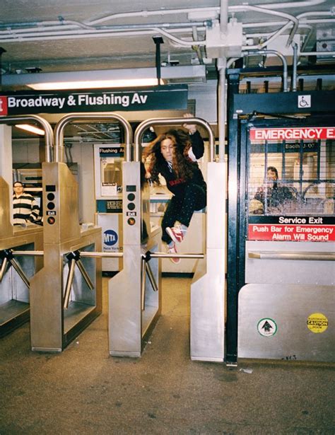 F2 :: Man dead after jumping NYC subway turnstile, striking head on floor