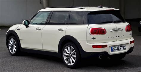 2016 MINI Cooper Clubman 4-Door HB