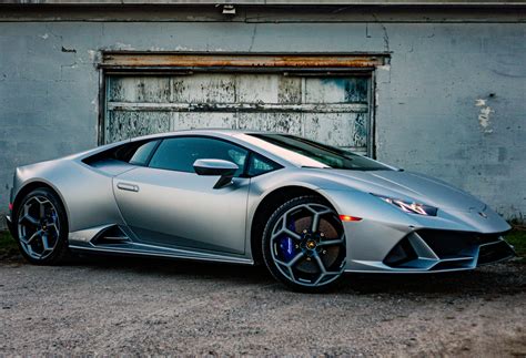 Road Test: 2020 Lamborghini Huracán EVO - Vicarious Magazine