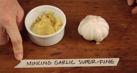 Mincing Garlic Super Fine – The Mom 100 The Mom 100