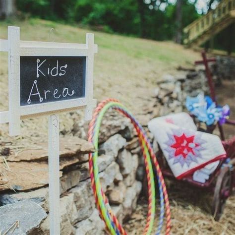 15 Great Ways to Keep Kids Entertained at Your Wedding