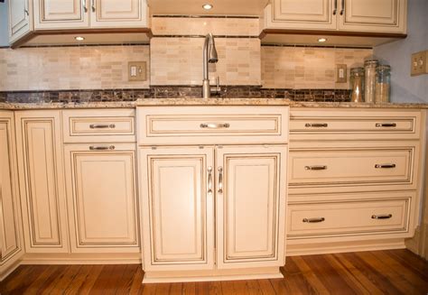 Kitchen Makeovers Scranton | Kitchen Saver