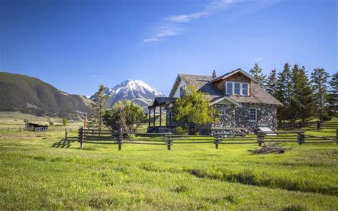 yellowstone ranch location - Insta Could News