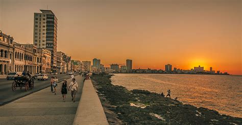 Sunset @ Malecon , Havana Cuba. #HavanaScape