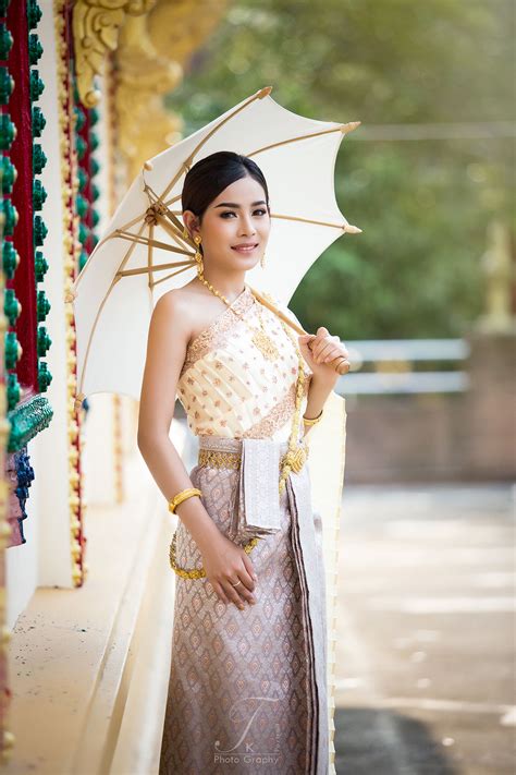 Traditional Thai clothing travel in phuket thailand - Phuket Photographer by tkfotostudio.com