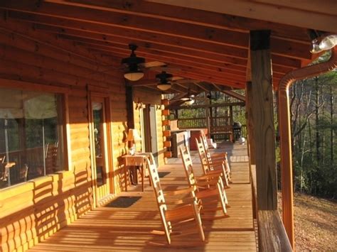 Sliding Rock Cabins in Ellijay, Georgia - Kid-friendly Hotel Reviews | Trekaroo