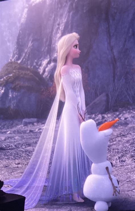 Elsa Frozen 2 White Dress Full Body - bmp-central