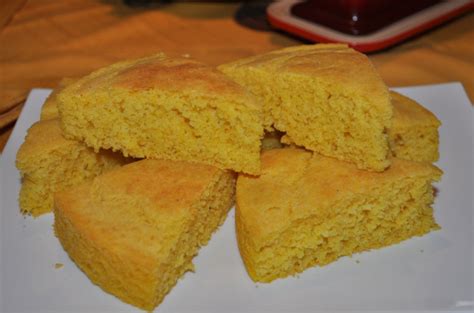 15 Great Paula Deen Cornbread Recipes – Easy Recipes To Make at Home