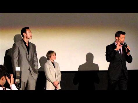 CAST OF "REAL STEEL" AT CANADIAN PREMIERE IN TORONTO - YouTube