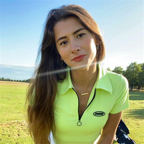 Mia Baker | IN/GOLF - The Golf Influencer Platform