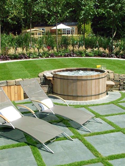 25 Stunning Garden Hot Tub Designs