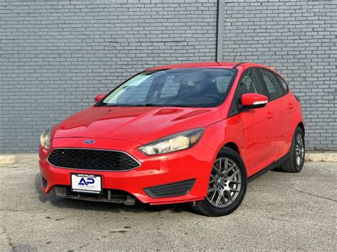 Used 2015 FORD FOCUS SE in Columbus OH