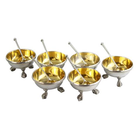 Antique Victorian Sterling Silver Salt Cellar Set with Spoons, Chawner and Co. For Sale at 1stDibs