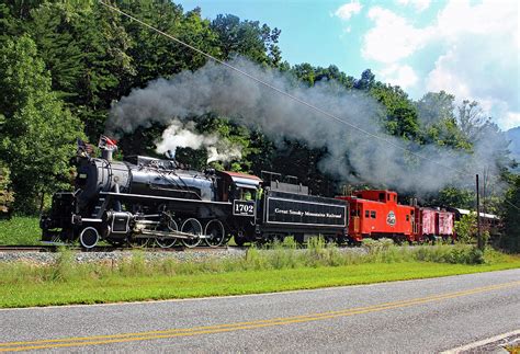 Great Smoky Mountains Railroad 9 2 E Color Photograph by Joseph C ...