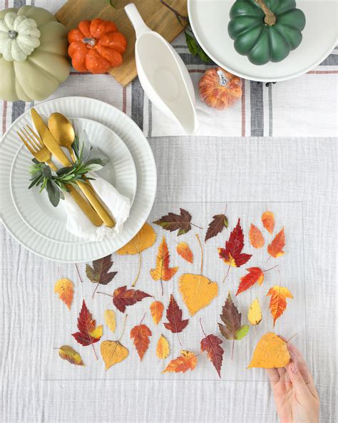 Diy fall leaves placemats | Diy Guides Guides