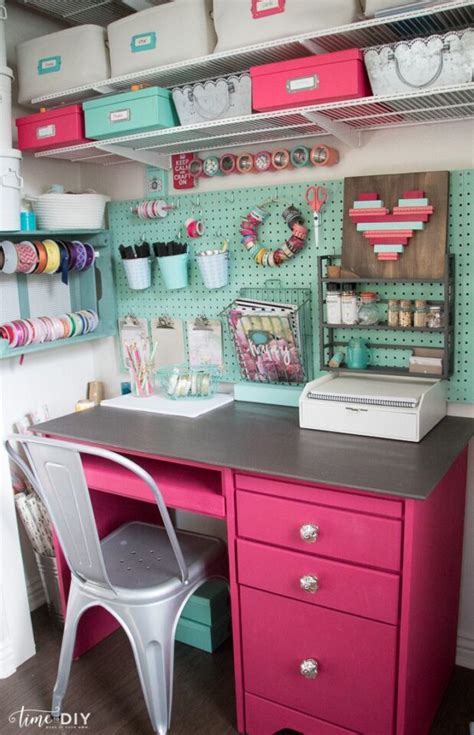 23 DIY Craft Desk Ideas for Your Craft Room- Craftsy Hacks