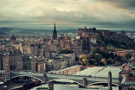 Living in Edinburgh: Everything You Need to Know - Claire's Footsteps