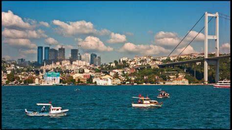 Ortaköy is the Best Place for Nightlife in Istanbul - YourAmazingPlaces.com