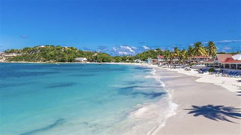 Antigua’s All-Inclusive Pineapple Beach Club Is Open Again